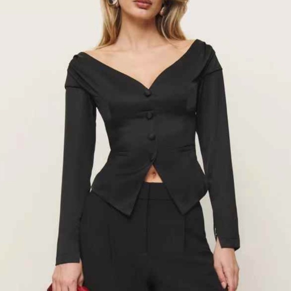 Reformation Tops - Reformation Irina Top Blouse - Black Satin Off Shoulder